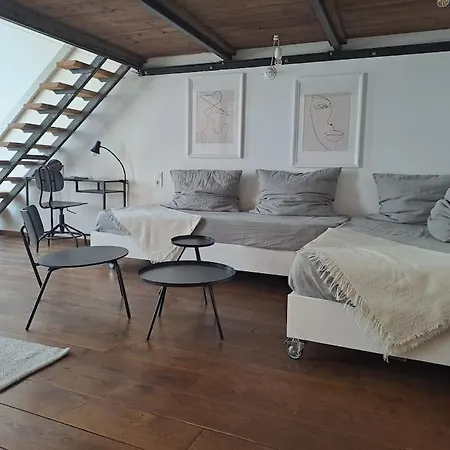 Parpar 19 - Cosy Flat In The Center